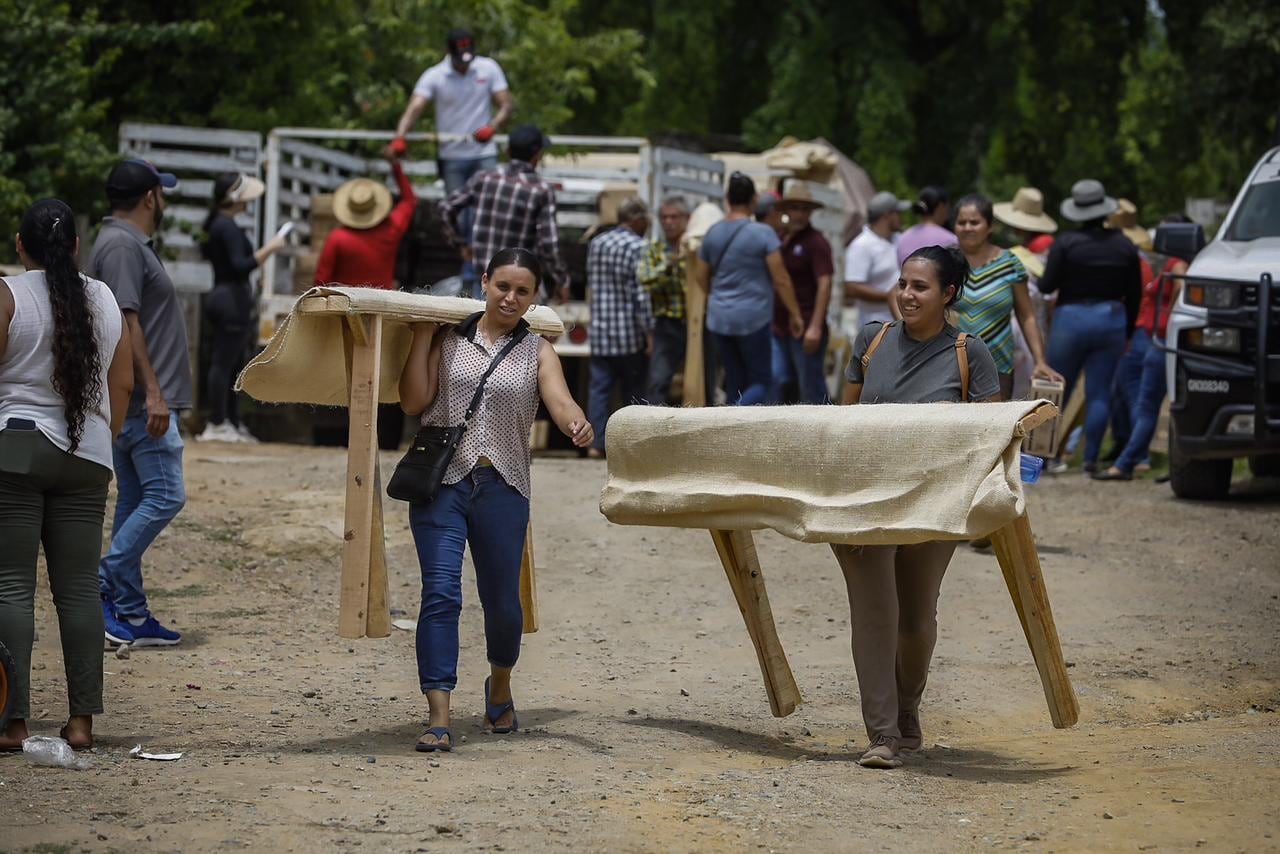 Brigada especial de apoyo social y humanitario del municipio de Sinaloa