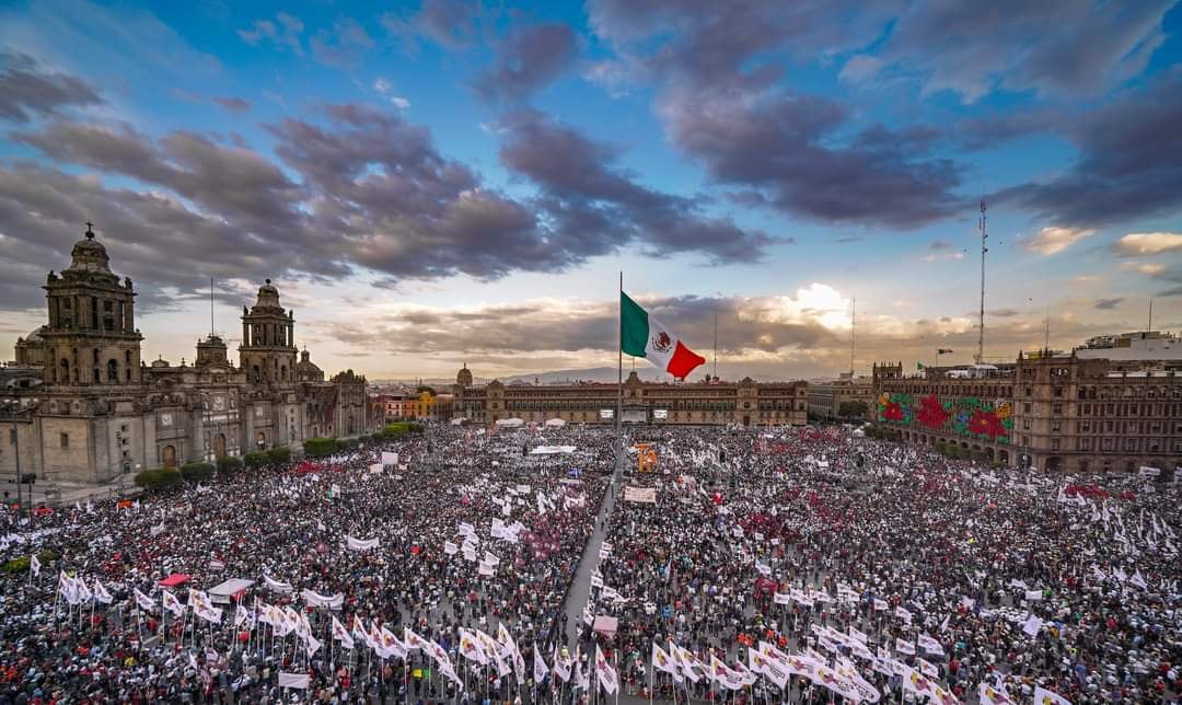 Más de 250 mil personas en el informe de gobierno de AMLO