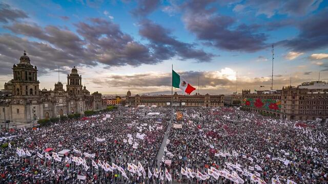 Más de 250 mil personas en el informe de gobierno de AMLO