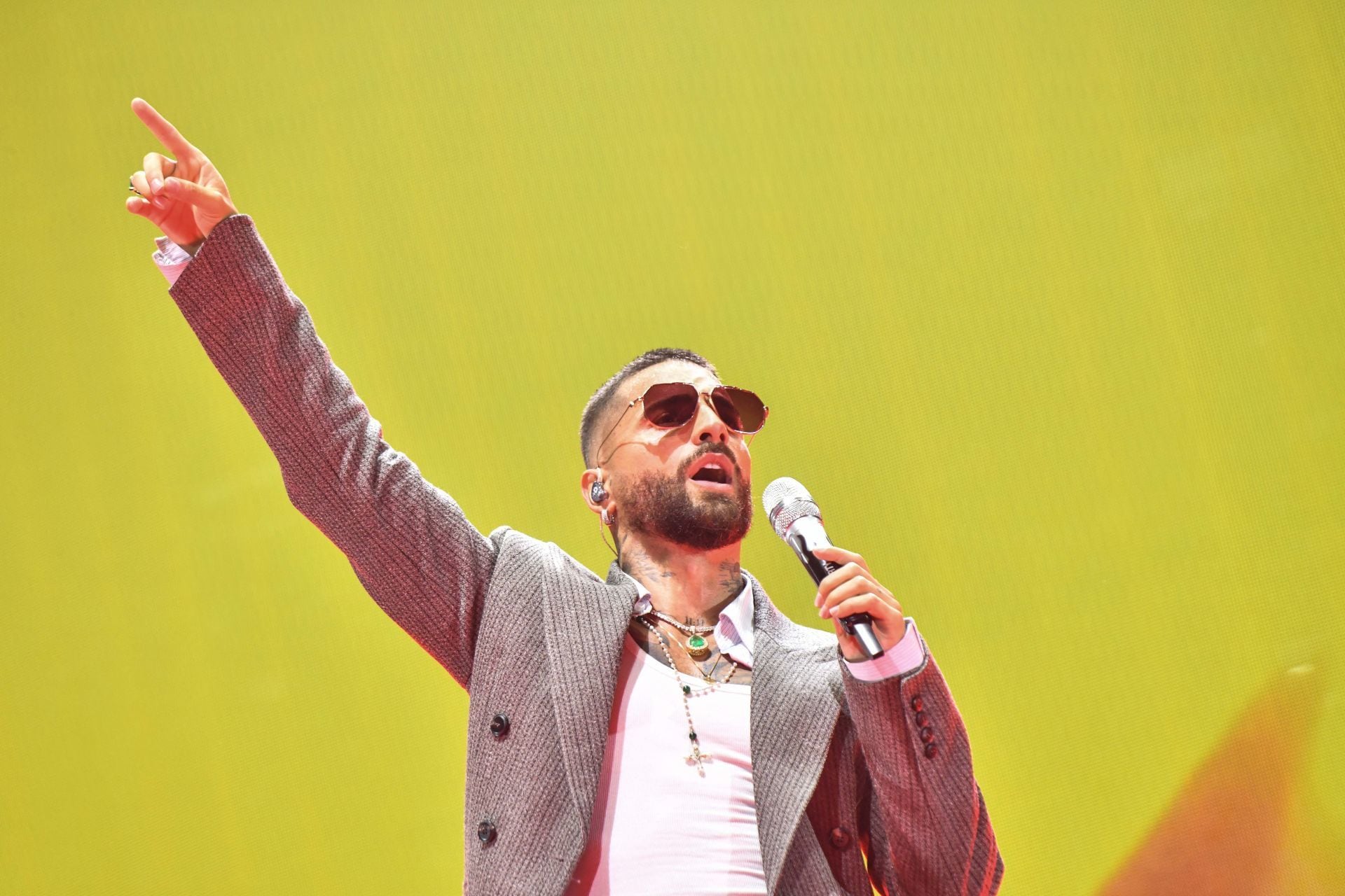 Maluma en su concierto en el Palacio de los Deportes, CDMX