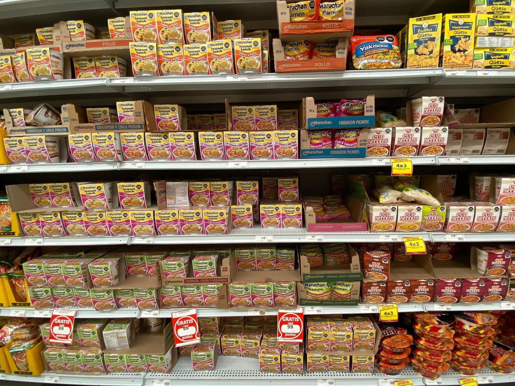 Venta de Sopas Maruchan en tiendas de servicio