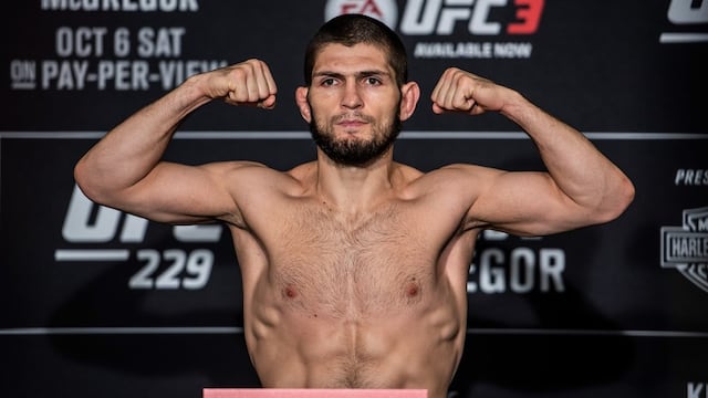Khabib Nurmagomedov a la hora del pesaje.