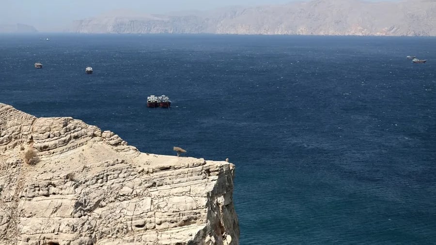 Irán amenaza con cerrar el Estrecho de Ormuz ante bloqueo naval de Estados Unidos