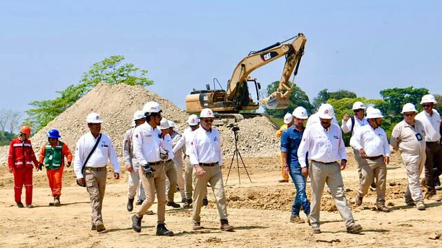 Pemex destina mil mdd al campo Bakté