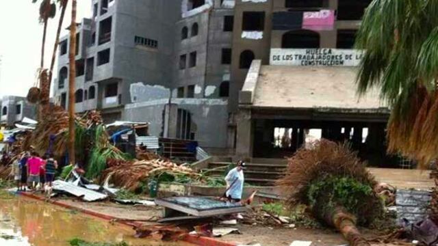 Peña Nieto viajará a Baja California Sur al terminar desfile militar; atenderá a afectados por Odile