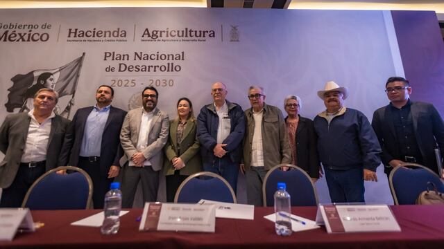 Rubén Rocha encabeza Foro de Desarrollo Sustentable