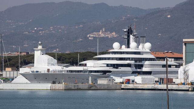 Yate "Scheherazade" el cual pertenecería a Vladimir Putin