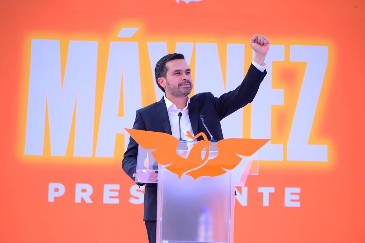 Jorge Álvarez Máynez en su registro como candidato a la presidencia de México con Movimiento Ciudadano