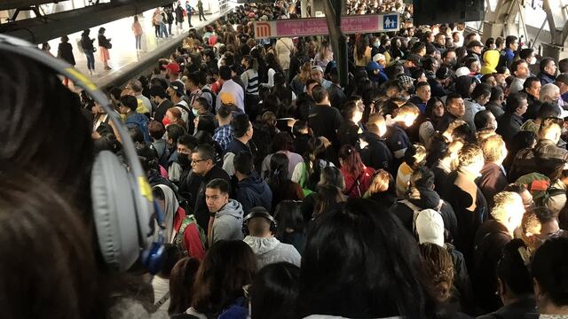 ¿Qué pasó en la Línea 8 del Metro CDMX? Reportan retrasos y desalojo de tren