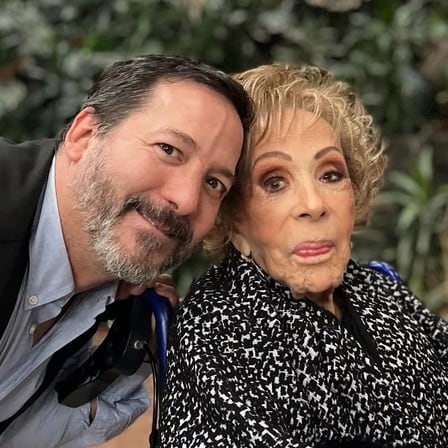 Silvia Pinal y su hijo Luis Enrique Guzmán