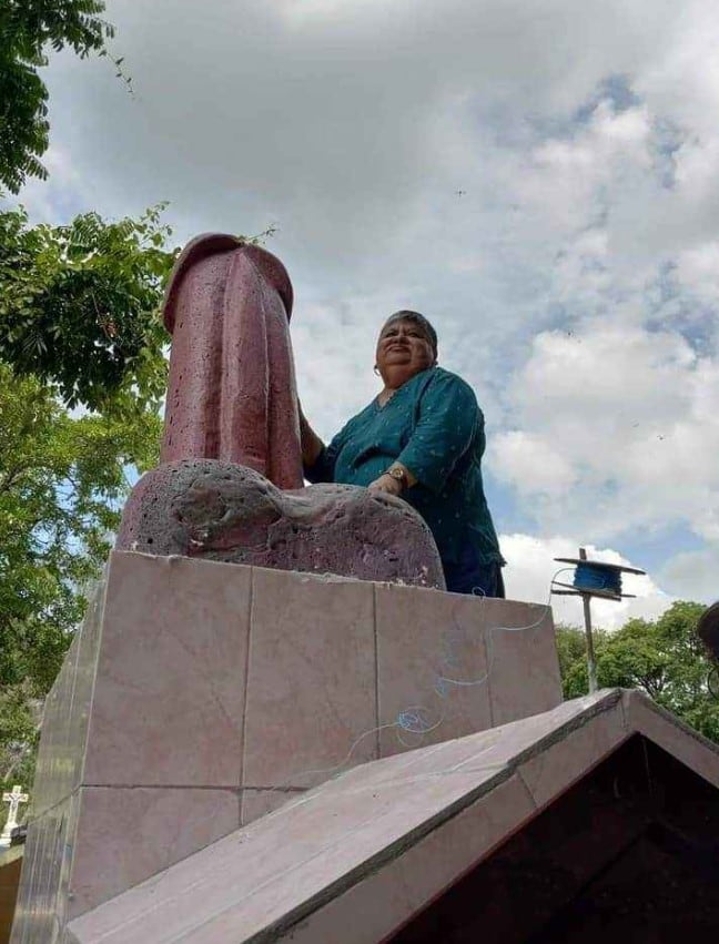 “Monumento al pene”