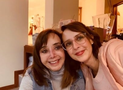 Iran Castillo y su mamá.