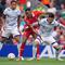 Liverpool vs Bournemouth: Julián Araujo no pudo contra Luis Díaz en la Premier League