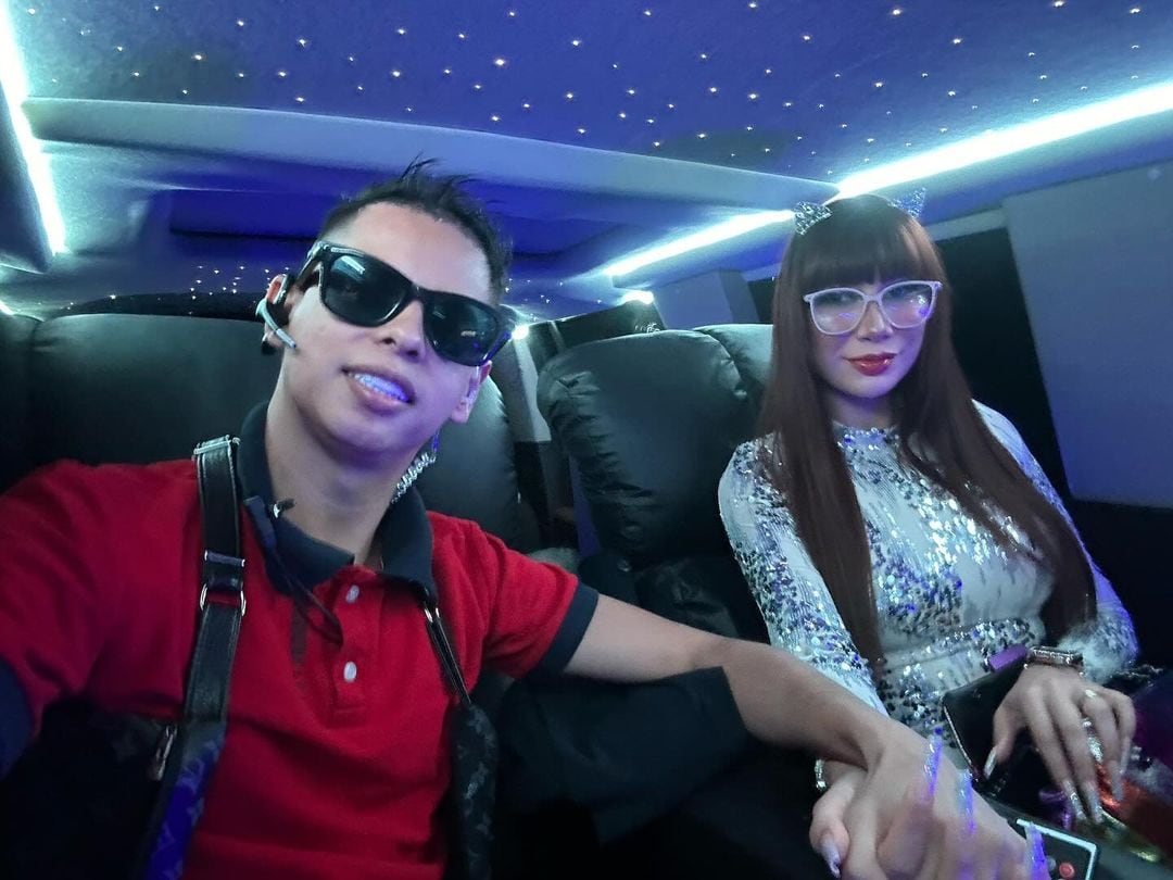 Alex Marín con su esposa Mía Marín.