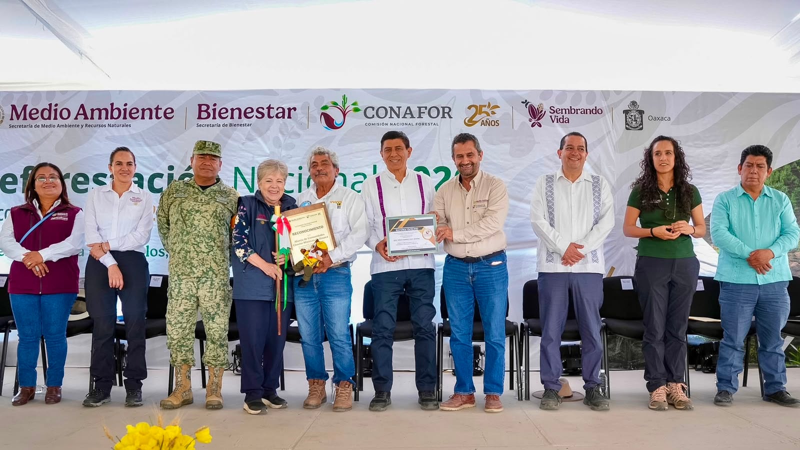 Oaxaca refuerza acciones de reforestación y restauración forestal