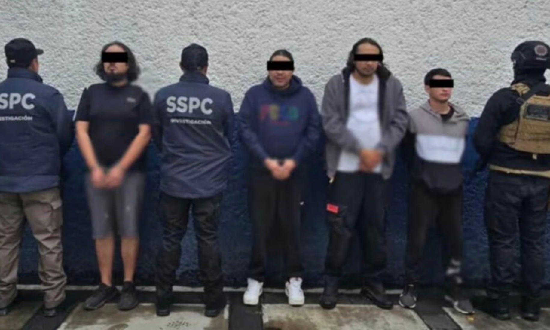 Detienen a cuatro personas por invernaderos de marihuana en CDMX