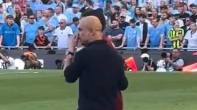 Edson y Pep Guardiola hablando (captura de video)