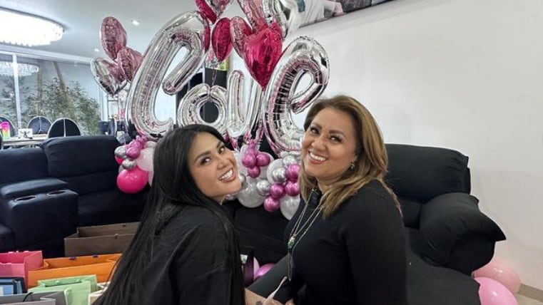 Gomita y su mamá siguen muy unidas pese al perdón a Alfredo Ordaz, el papá de la influencer