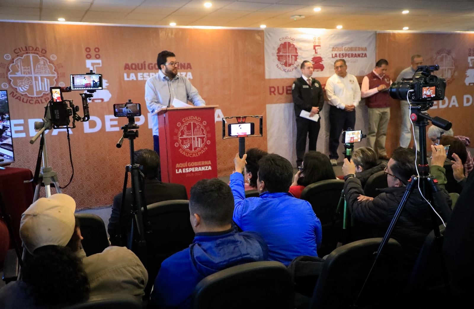 Isaac Montoya anuncia duplicar obra pública y rehabilitar Periférico Norte en 2026.