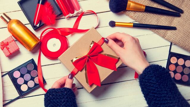 El 25 de octubre en TikTok es el día de regalar maquillaje por esta increíble razón