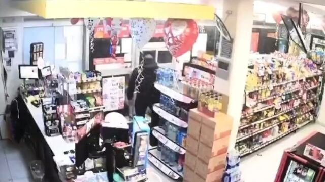 Iztapalapa: Policía mató a asaltante de un Oxxo