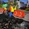 Felifer Macías supervisa trabajos de bacheo en Querétaro para mejorar vialidades