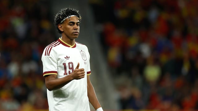 Lamine Yamal está en duda para el debut de España en el Mundial 2026 por problemas de visado.