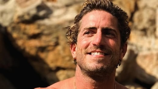 ¿Quién es Rafael Olarra? El argentino que vieron con Pedro Pascal