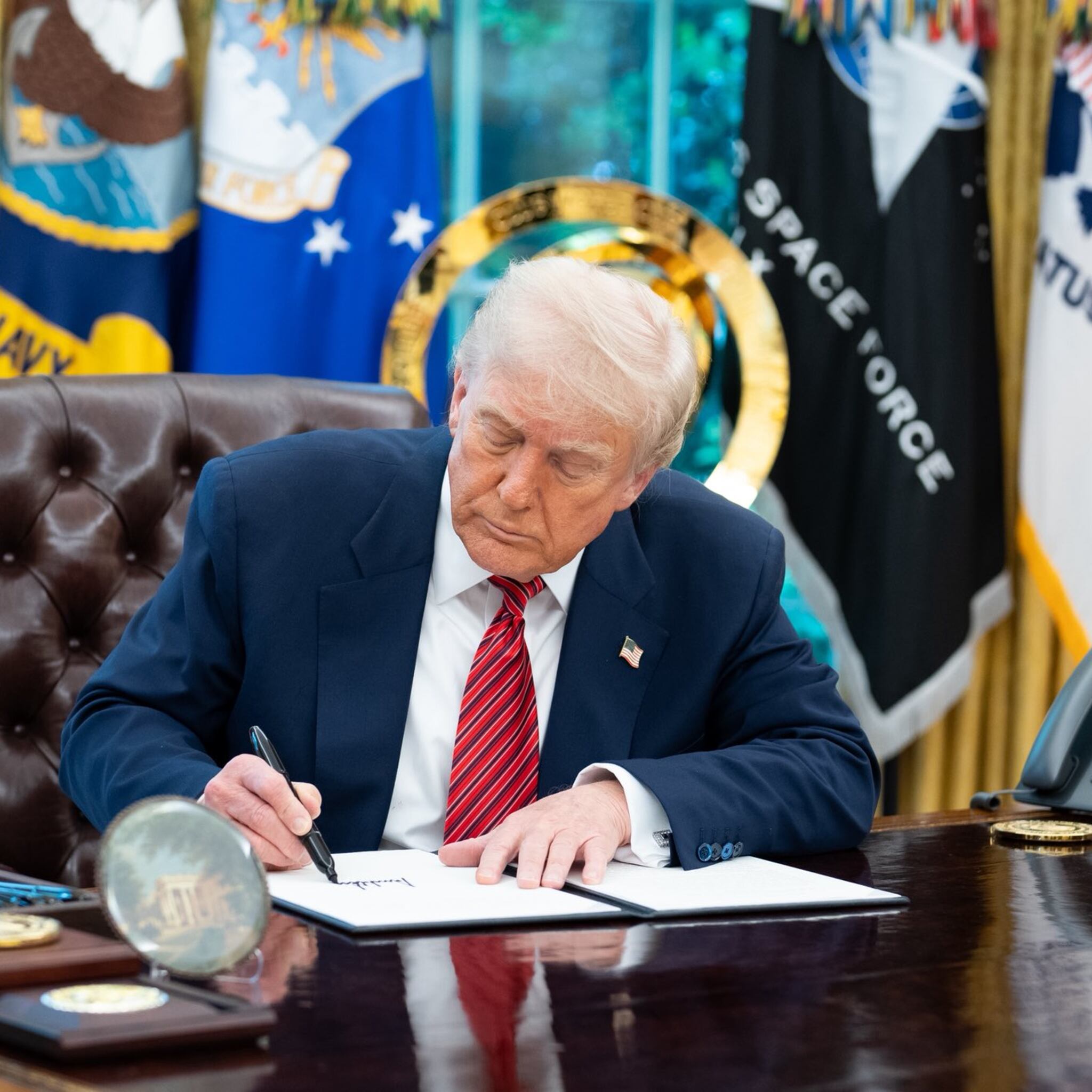 Trump quiere mandar hasta en las tasas de interés