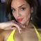 Eiza González considera a Danna Paola una “mami, ardiente”