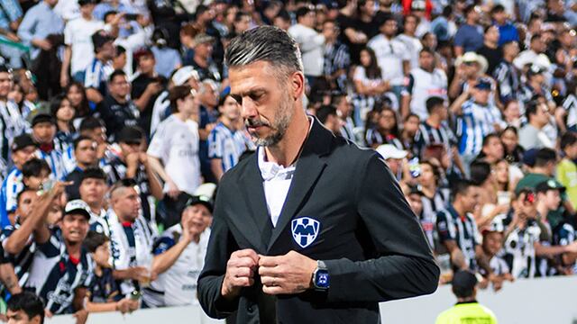 El video que demuestra que el vestidor de Rayados está hecho pedazos