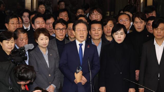 Parlamento de Corea del Sur vota contra ley marcial de presidente Yoon Suk Yoel