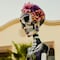 ¿Cómo vestir una catrina con papel crepe? Paso a paso para prepararte para el Día de Muertos 2024