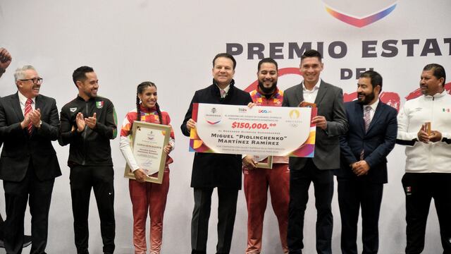 Esteban Villegas premió a los mejores deportistas de Durango