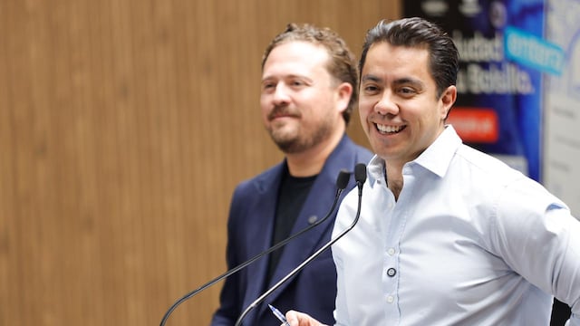 Felifer Macías lanza app Ciudad Qro para simplificar trámites en Querétaro.