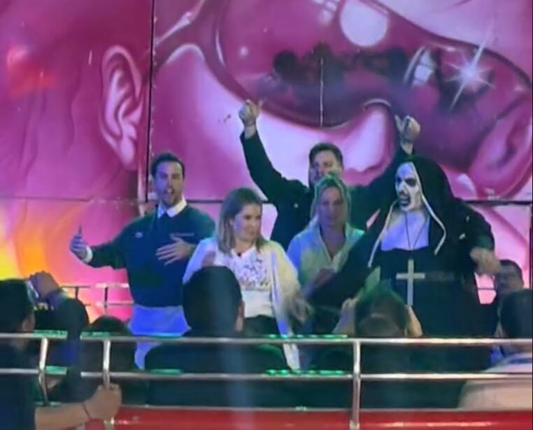 Conductores de Hoy con la monja de la feria