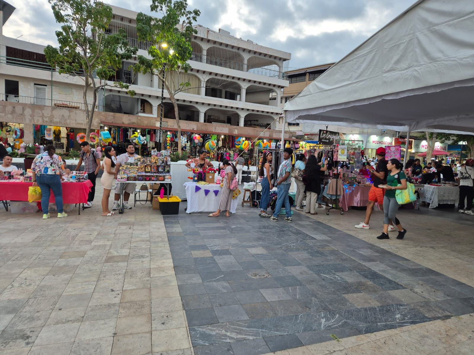 Mercado Joven 2025, Acapulco
