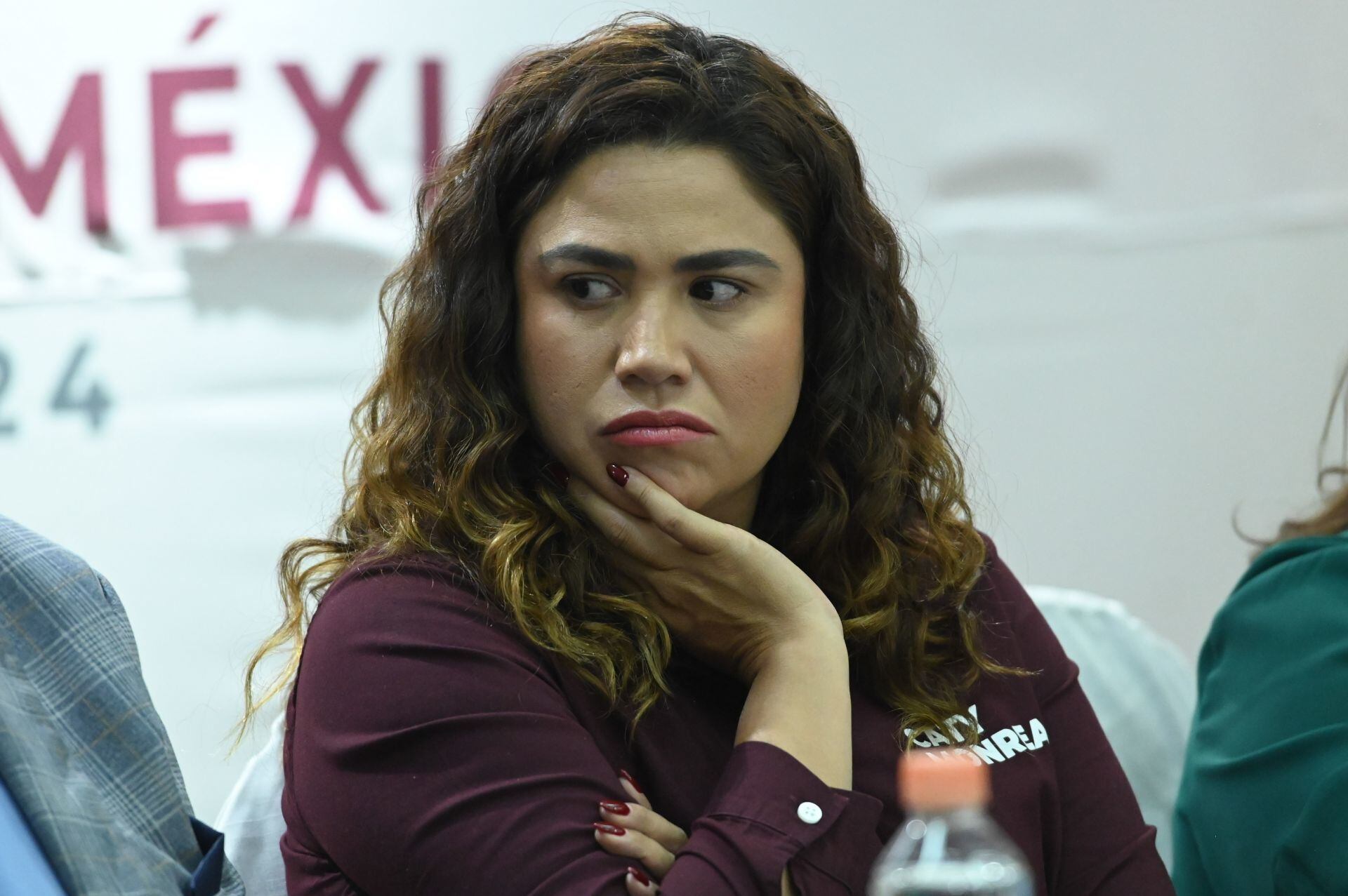 Caty Monreal amenaza a Alessandra Rojo de la Vega por supuesto montaje en atentado