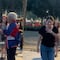 TikTok: Invita a bailar a un hombre en su momento más humilde y la rechazan de forma épica (VIDEO)