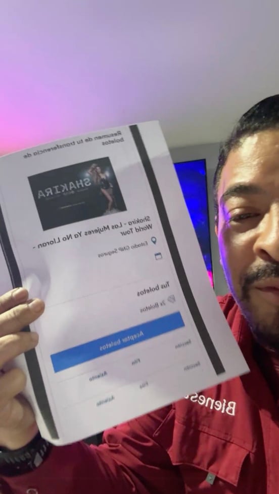 Juan Javier Gómez Cazarín regala boletos de Shakira