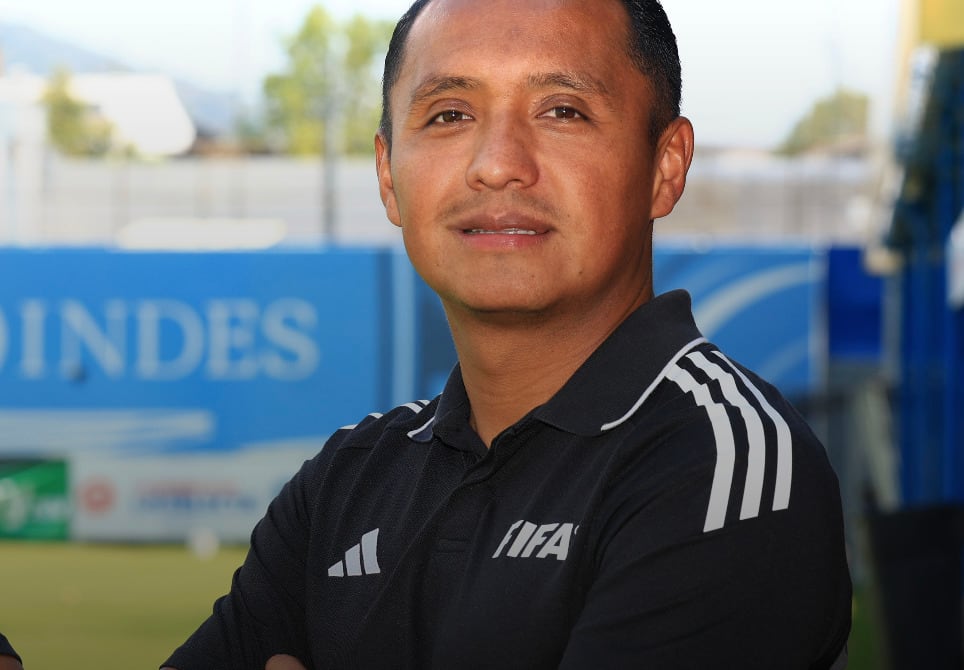 Iván Barton