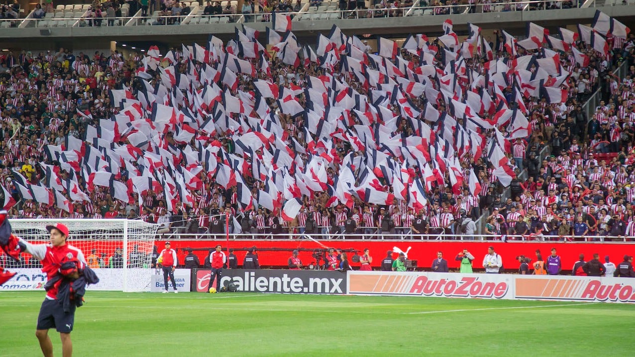 El Estadio Akron durante el Clásico Nacional.