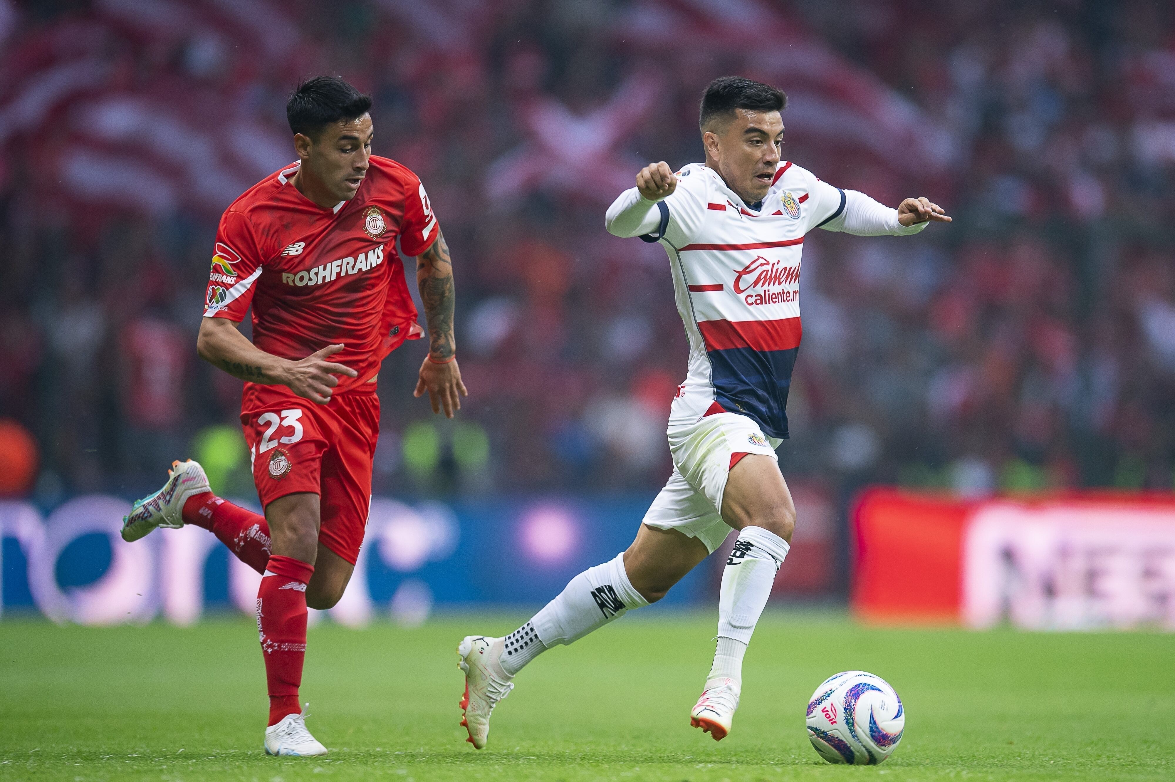 Deportivo Toluca vs Club Chivas.