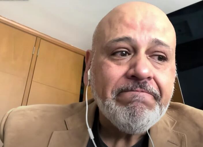 René Franco llora porqué no puede ver a su hijo adoptivo