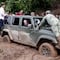 Foto de AMLO atascado en el lodo se hace viral ante desastre en Acapulco por el huracán Otis