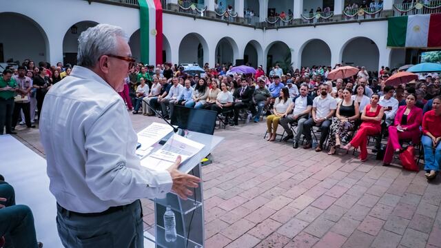 Rubén Rocha y Juan de Dios Gámez repavimentarán calles de Culiacán