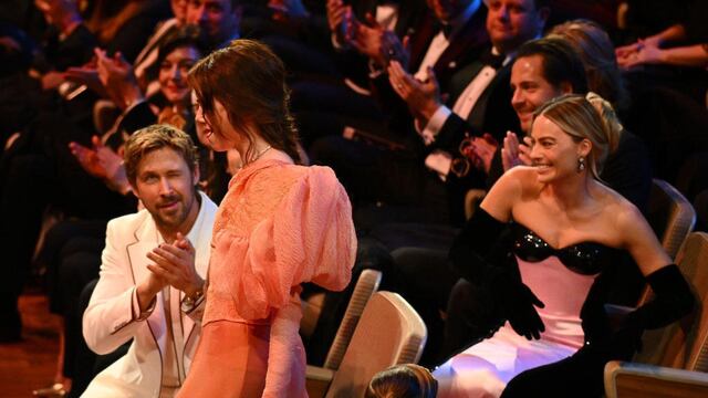 Emma Stone ganó a Mejor Actriz en los BAFTA 2024 y así reaccionó Ryan Gosling