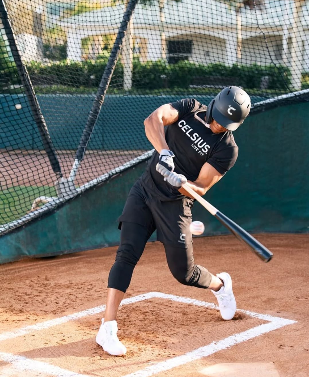 Juan Soto tiene un salario aprox de 46 mil 88 millones de dólares