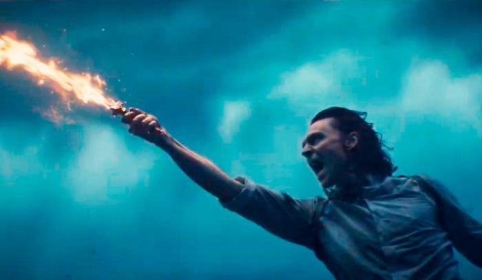 Loki con la espada Laevatein