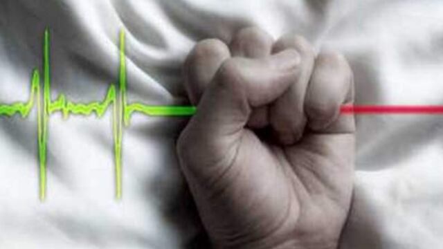 ¿Qué pasa cuando una enfermedad diezma la voluntad de vivir, cuando ya no queda esperanza médica ni religiosa para continuar viviendo?